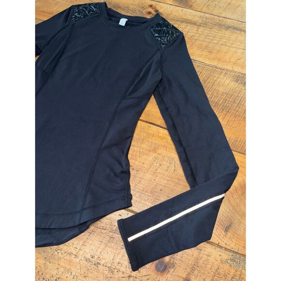 Lululemon Run Ice Queen Womens Black Long Sleeve Athletic Tee Reflective Logo 2 - Picture 4 of 11
